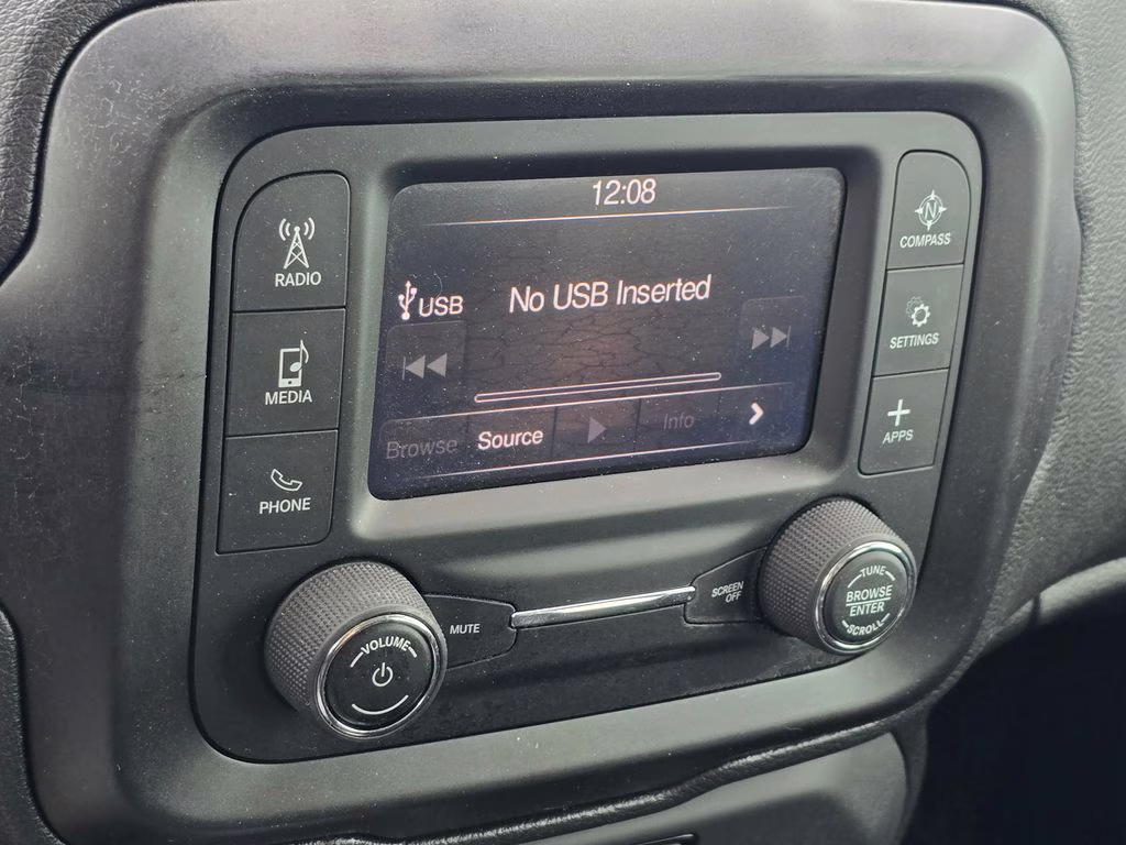 2019 Alpine White Clearcoat Jeep Renegade Sport FWD SUV