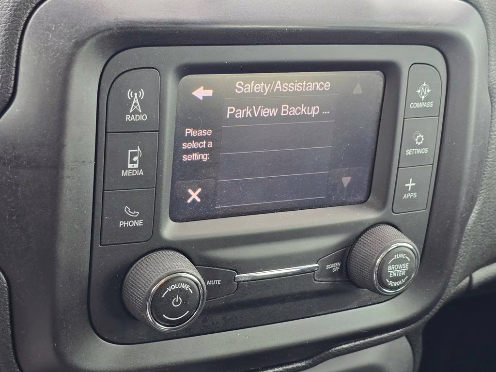 2019 Alpine White Clearcoat Jeep Renegade Sport FWD SUV