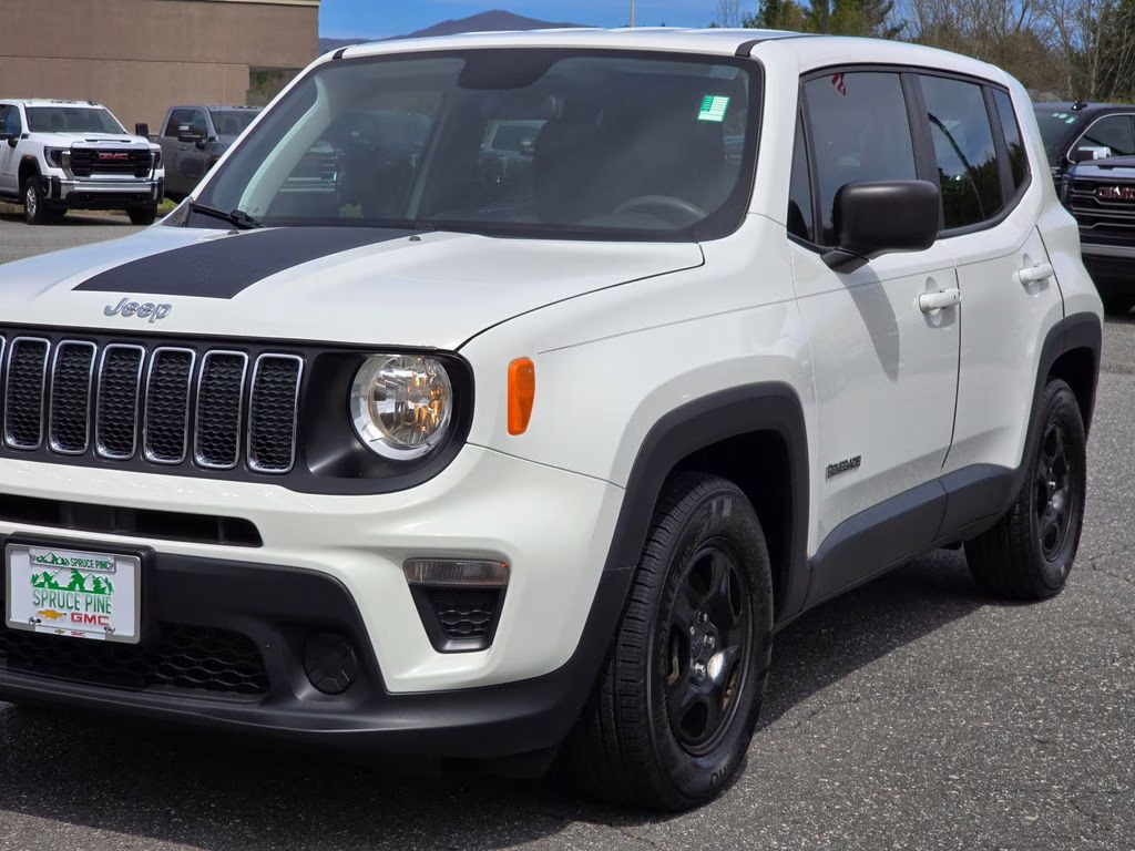 2019 Alpine White Clearcoat Jeep Renegade Sport FWD SUV