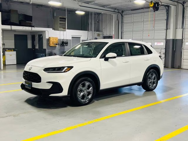 2026 Platinum White Pearl Honda HR-V LX FWD SUV