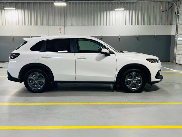 2026 Platinum White Pearl Honda HR-V LX FWD SUV