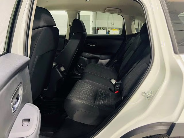 2026 Platinum White Pearl Honda HR-V LX FWD SUV