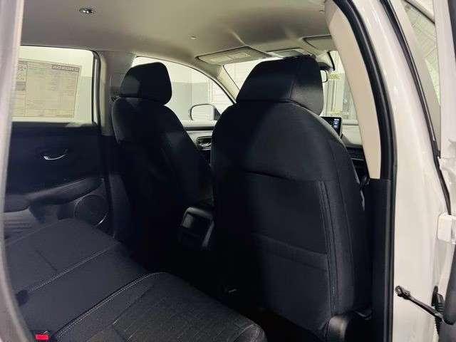 2026 Platinum White Pearl Honda HR-V LX FWD SUV