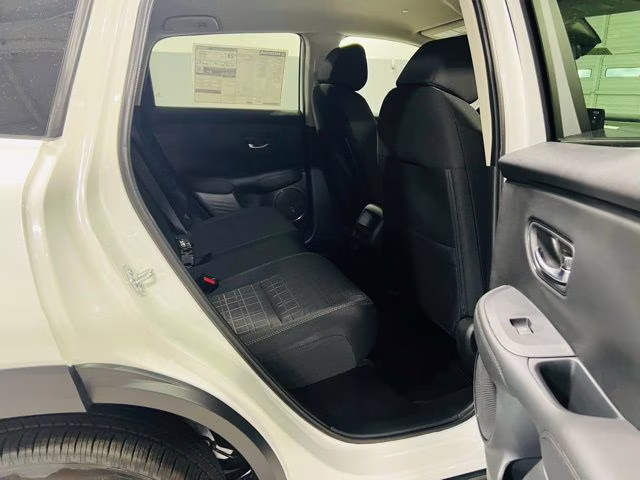 2026 Platinum White Pearl Honda HR-V LX FWD SUV