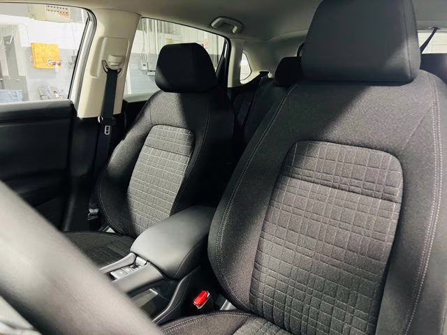 2026 Platinum White Pearl Honda HR-V LX FWD SUV