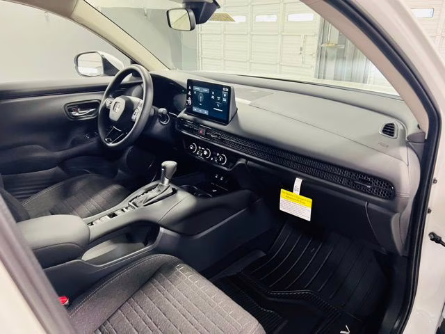 2026 Platinum White Pearl Honda HR-V LX FWD SUV