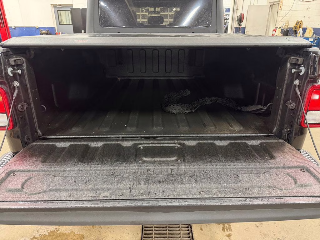 2022 Black Clearcoat Jeep Gladiator Mojave 4x4 4X4 Truck