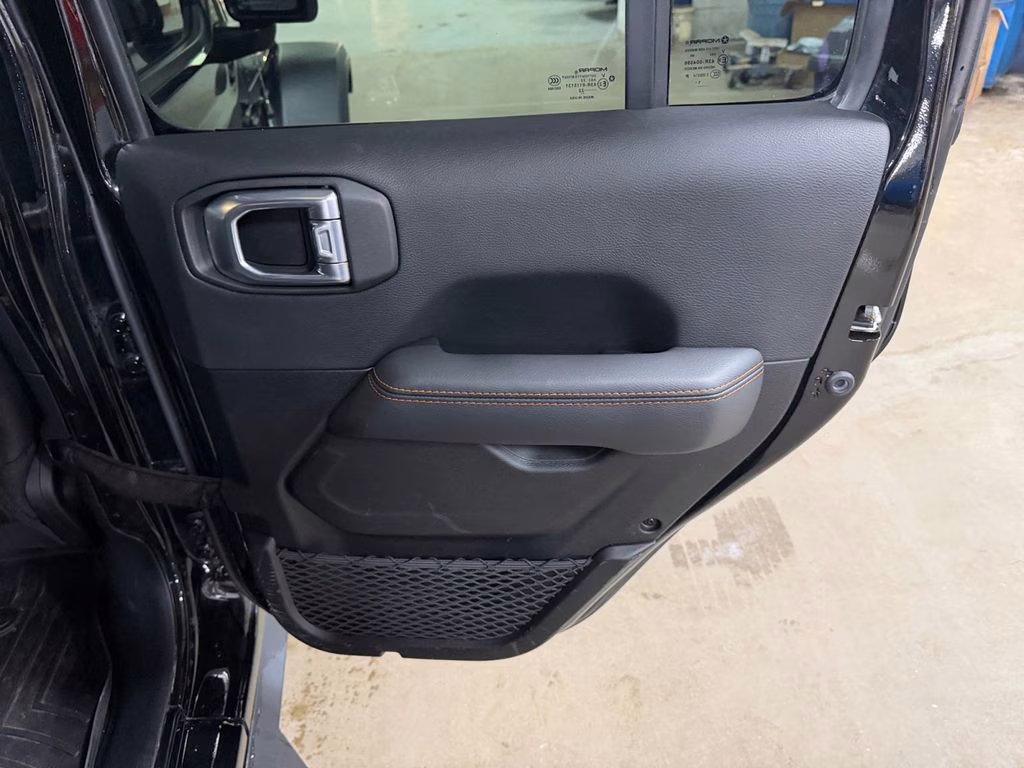 2022 Black Clearcoat Jeep Gladiator Mojave 4x4 4X4 Truck