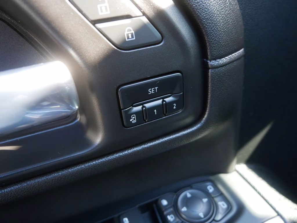 2022 Black Chevrolet Silverado 3500HD High Country 4X4 Truck