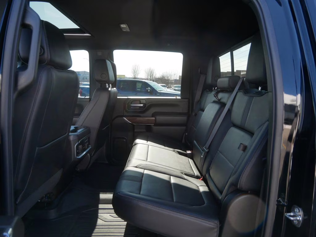 2022 Black Chevrolet Silverado 3500HD High Country 4X4 Truck