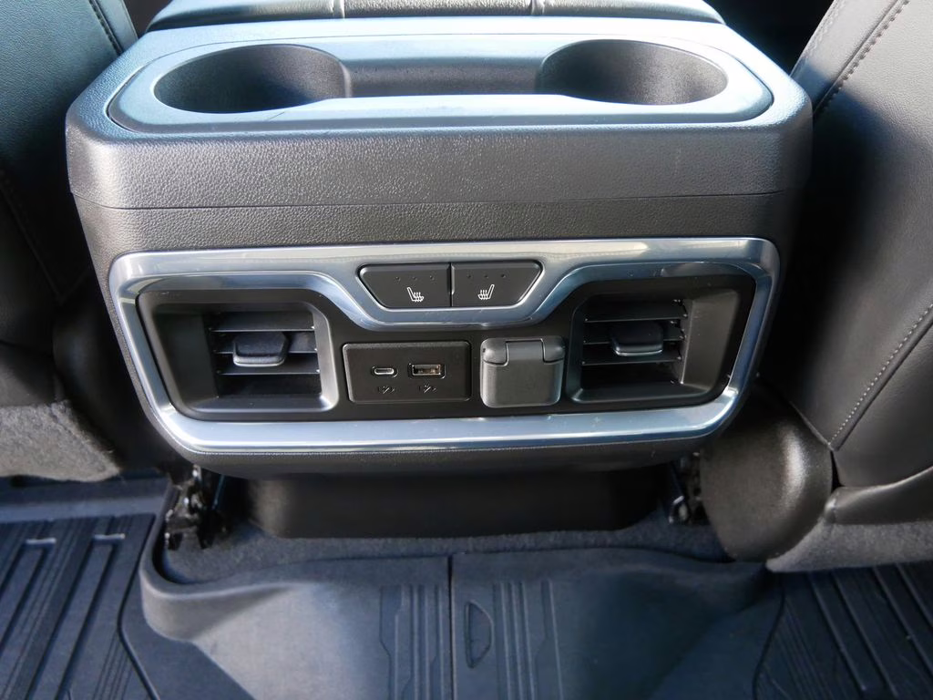 2022 Black Chevrolet Silverado 3500HD High Country 4X4 Truck