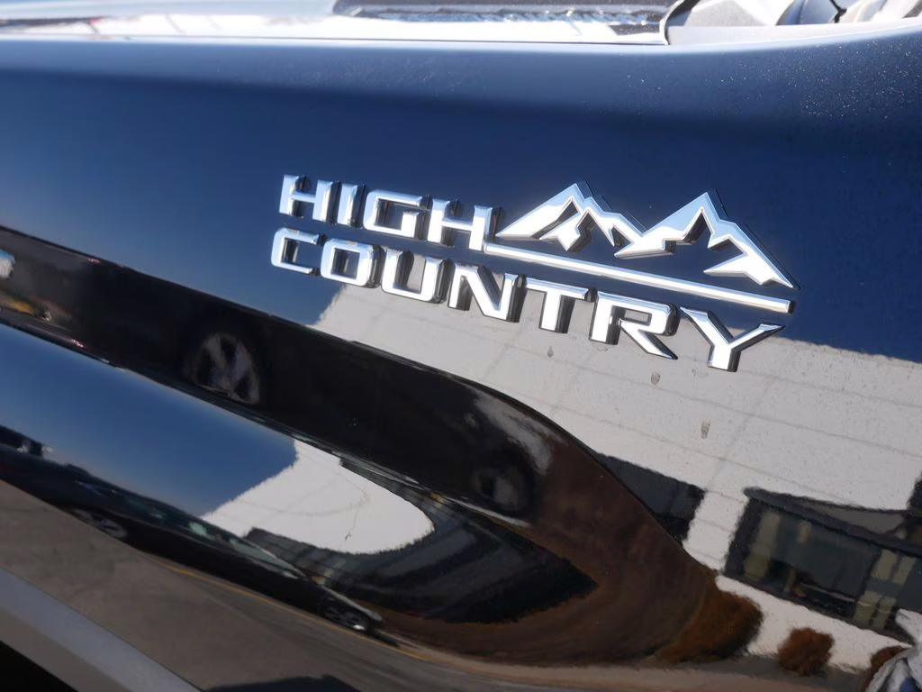 2022 Black Chevrolet Silverado 3500HD High Country 4X4 Truck