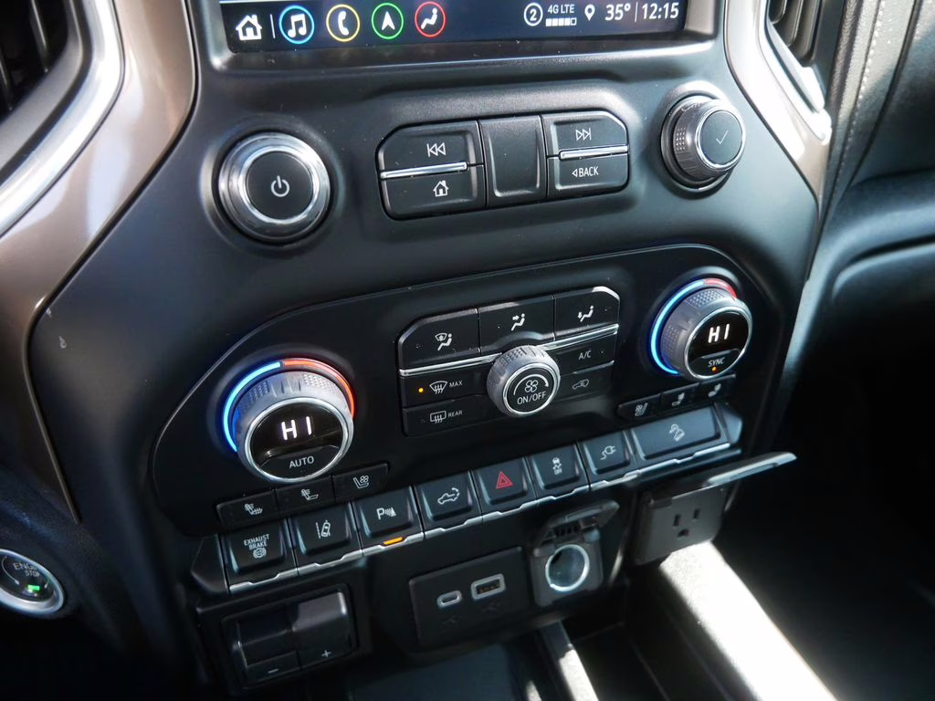 2022 Black Chevrolet Silverado 3500HD High Country 4X4 Truck