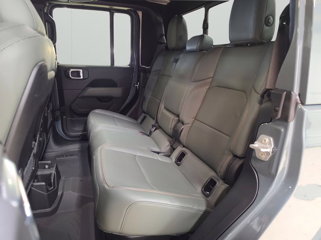 2026 Anvil Clearcoat Jeep Gladiator Mojave 4X4 Truck