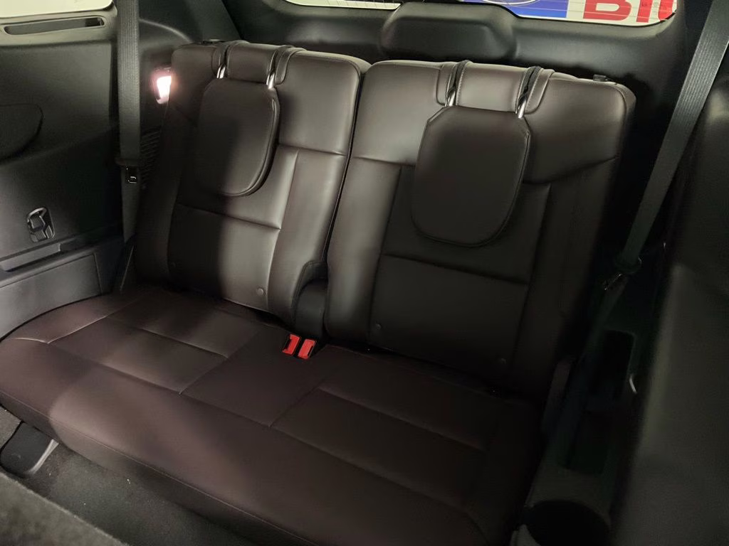 2026 Gray Metallic Ford Explorer Platinum RWD SUV