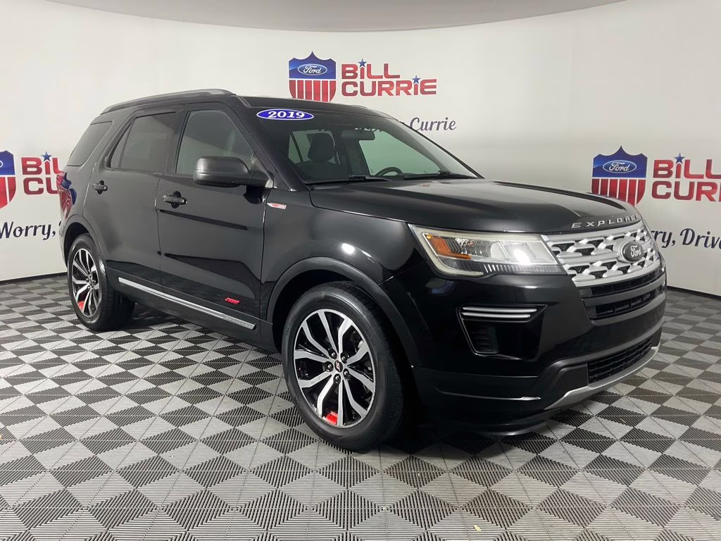 2019 Black Metallic Ford Explorer XLT FWD SUV