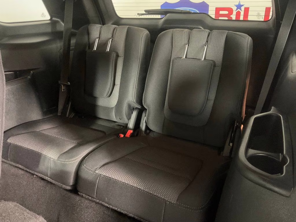 2019 Black Metallic Ford Explorer XLT FWD SUV