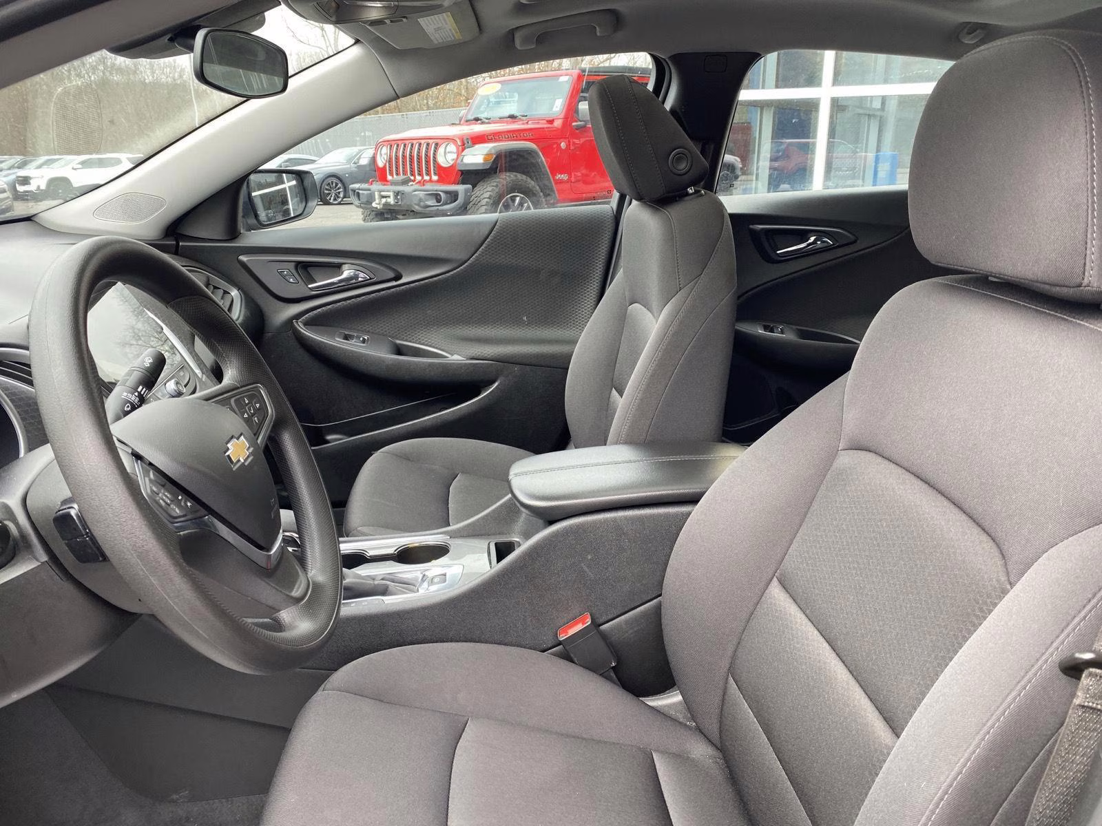 2024 Sterling Gray Metallic Chevrolet Malibu LT FWD Sedan