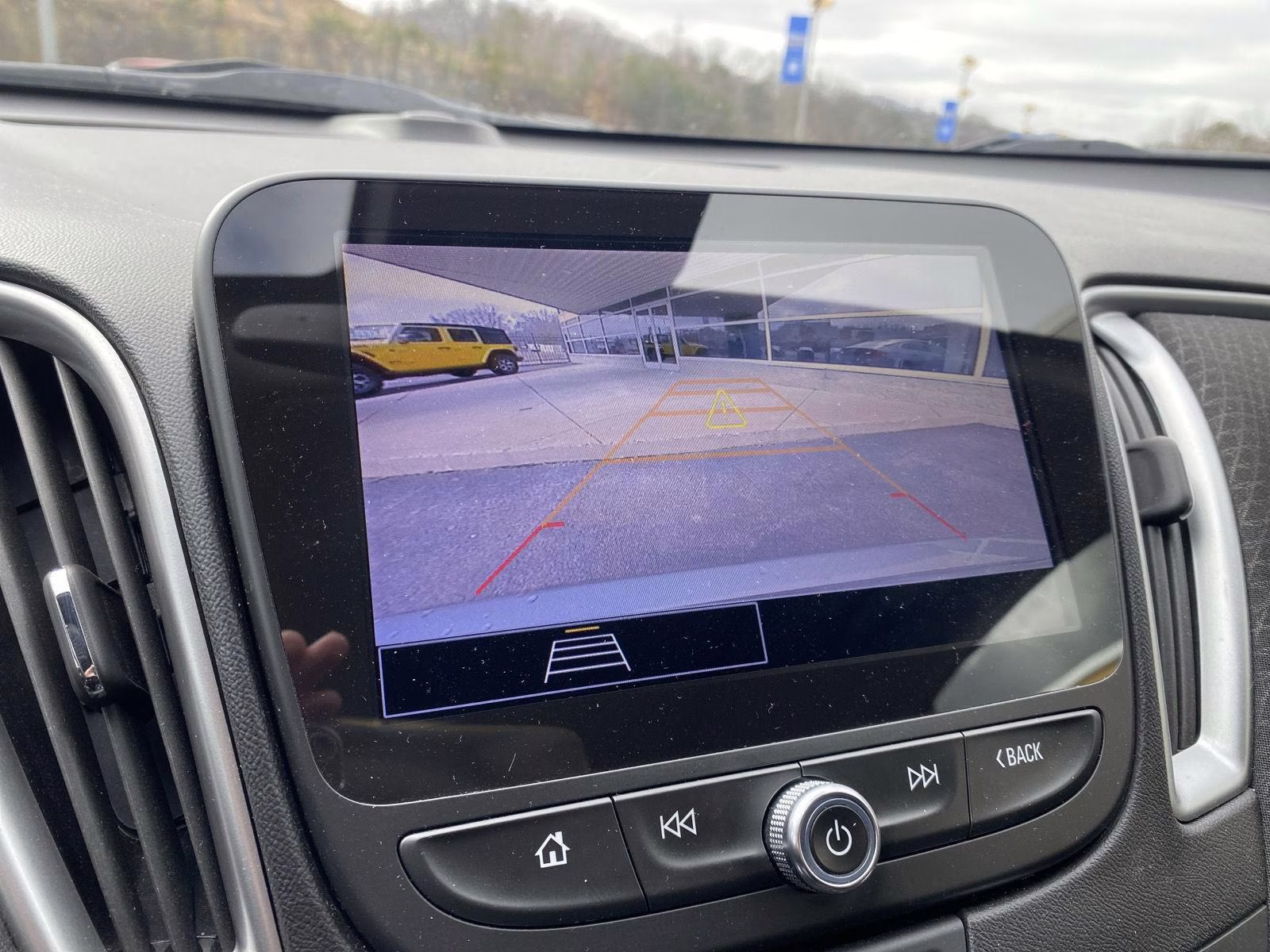 2024 Sterling Gray Metallic Chevrolet Malibu LT FWD Sedan