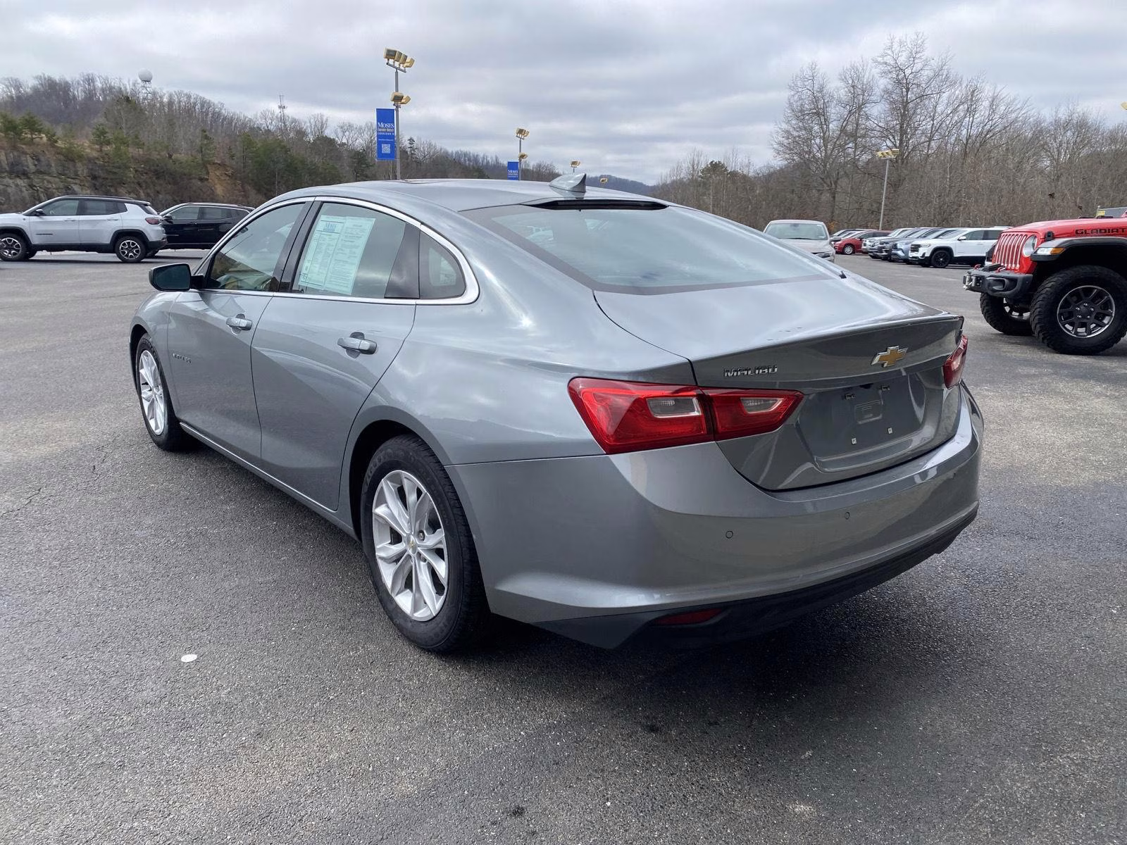 2024 Sterling Gray Metallic Chevrolet Malibu LT FWD Sedan