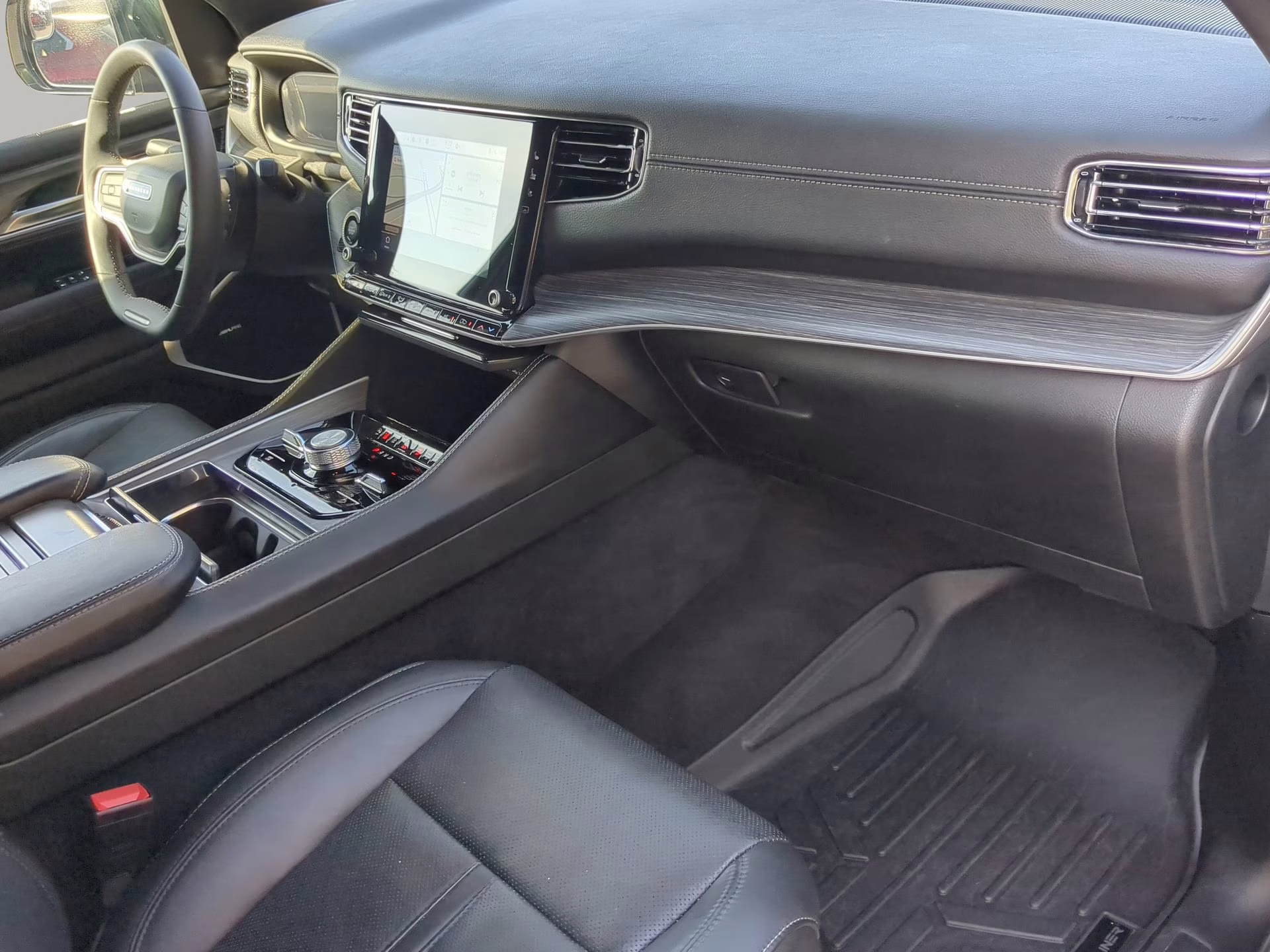 2023 Bright White Clearcoat Jeep Wagoneer L Series III 4X4 SUV