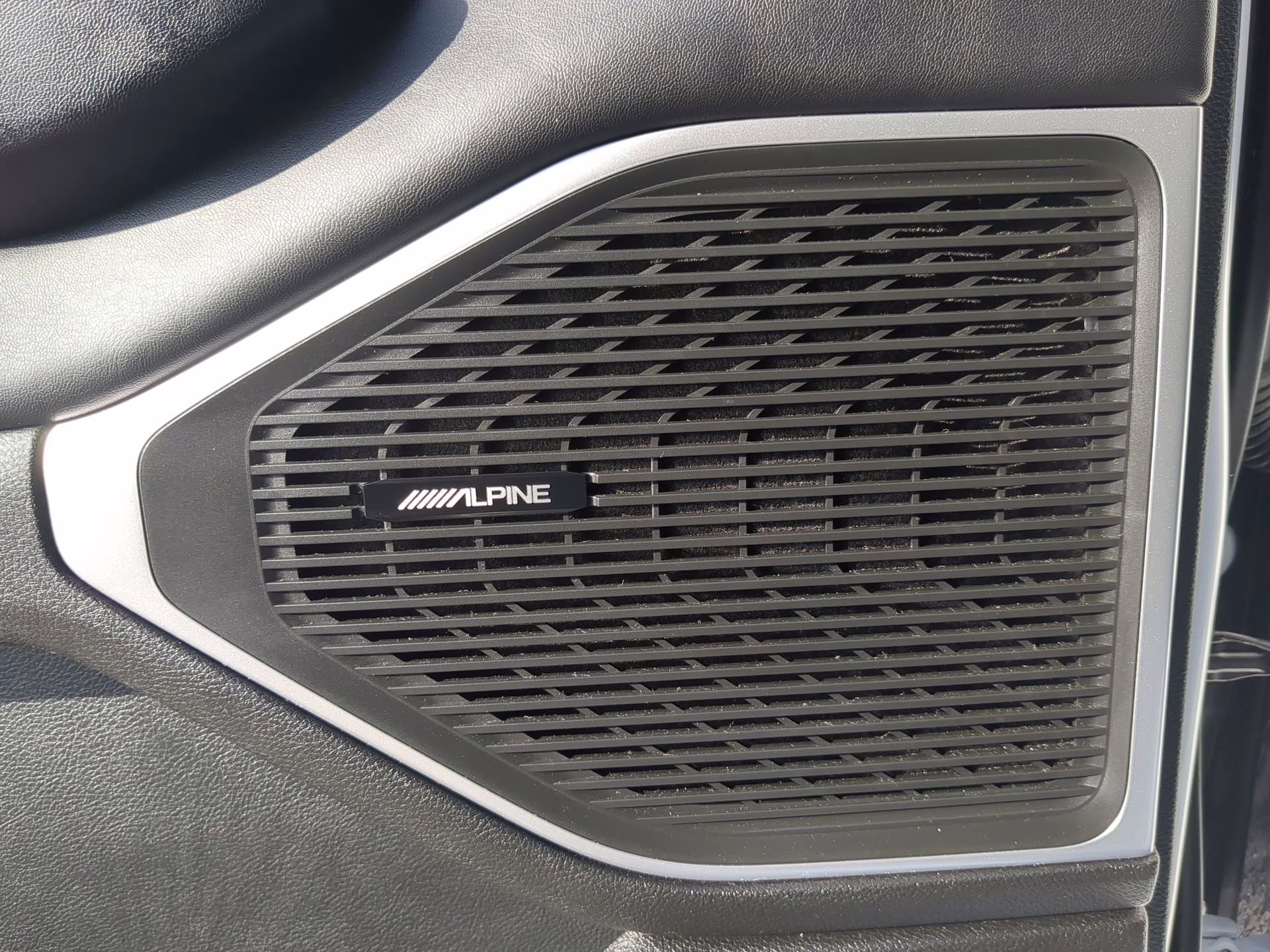 2023 Bright White Clearcoat Jeep Wagoneer L Series III 4X4 SUV