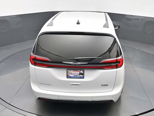 2025 Bright White Clearcoat Chrysler Pacifica Select FWD Van