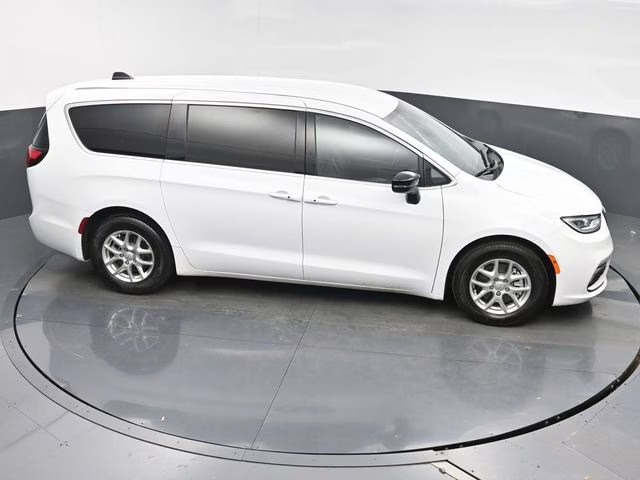 2025 Bright White Clearcoat Chrysler Pacifica Select FWD Van
