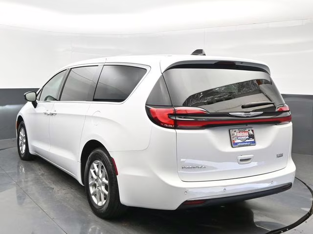2025 Bright White Clearcoat Chrysler Pacifica Select FWD Van