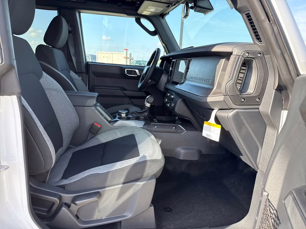 2026 Oxford White Ford Bronco Big Bend 4X4 SUV