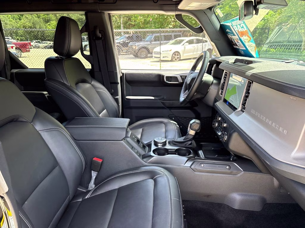 2026 Shadow Black Ford Bronco Outer Banks 4X4 SUV
