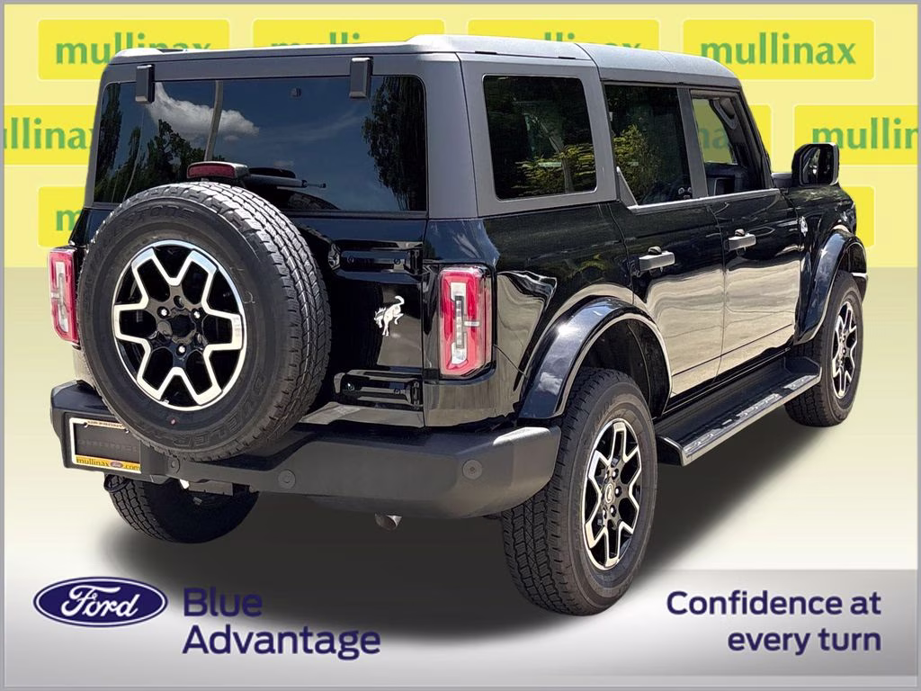 2026 Shadow Black Ford Bronco Outer Banks 4X4 SUV