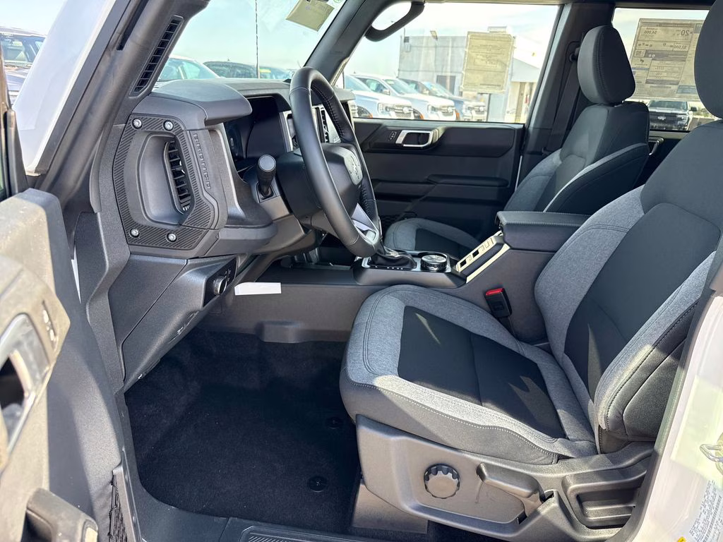 2026 Oxford White Ford Bronco Big Bend 4X4 SUV