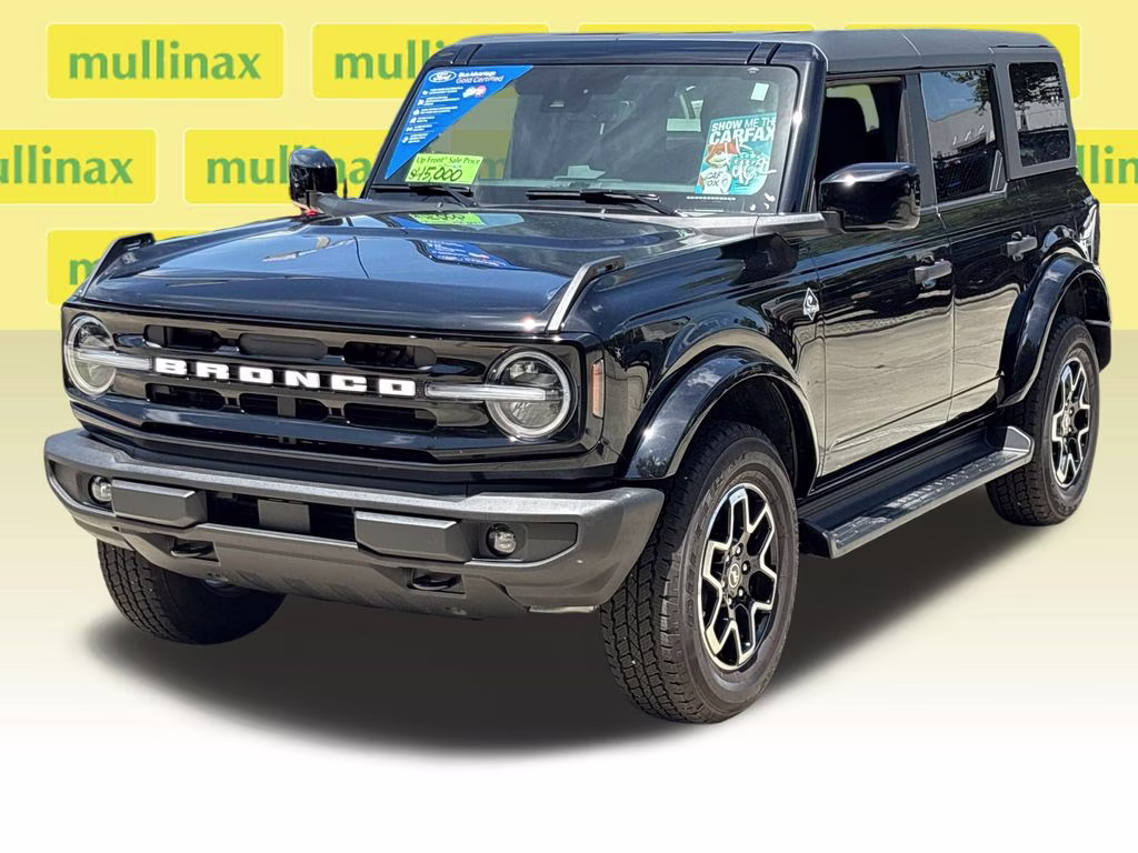2026 Shadow Black Ford Bronco Outer Banks 4X4 SUV