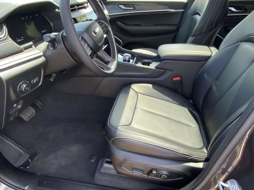 2026 Baltic Gray Metallic Clearcoat Jeep Grand Cherokee L Limited RWD SUV