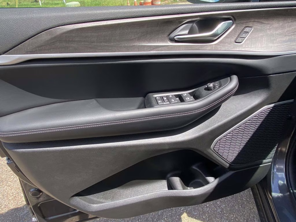 2026 Baltic Gray Metallic Clearcoat Jeep Grand Cherokee L Limited RWD SUV