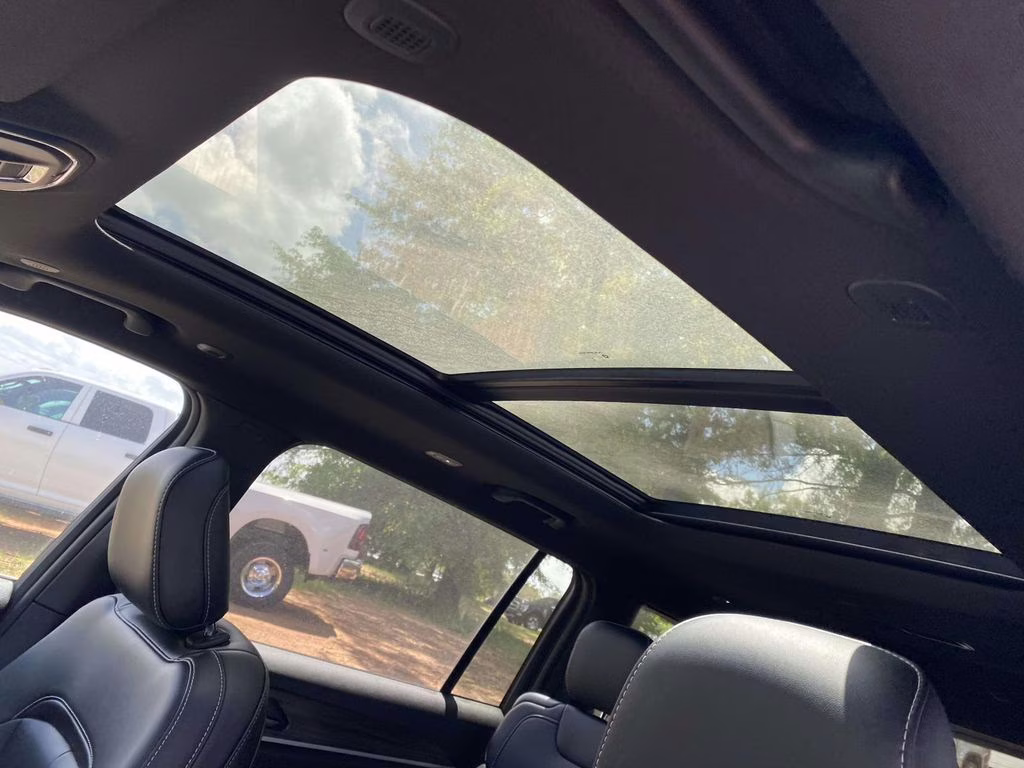 2026 Baltic Gray Metallic Clearcoat Jeep Grand Cherokee L Limited RWD SUV