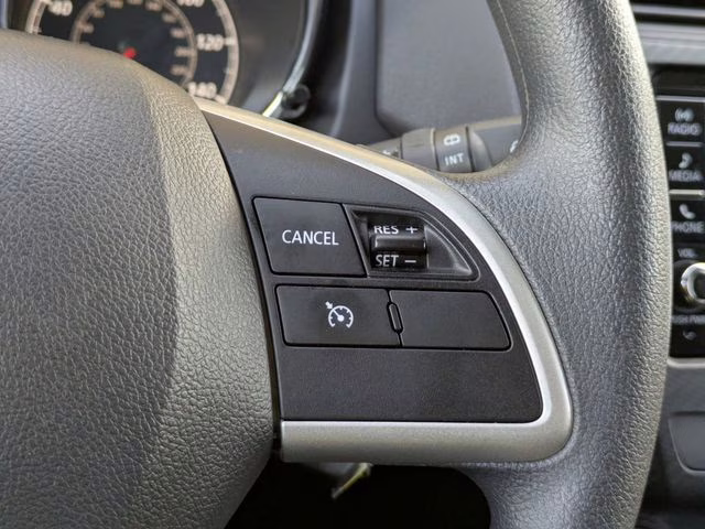 2025 Alloy Silver Metallic Mitsubishi Outlander Sport 2.0 ES 4X4 SUV