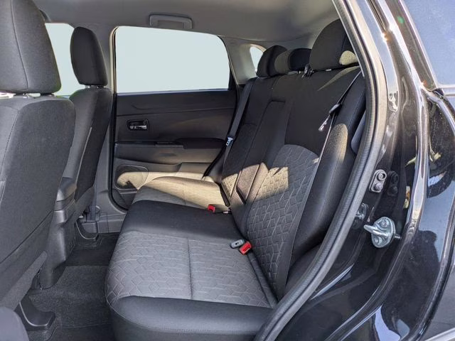 2025 Black Mitsubishi Outlander Sport 2.0 ES 4X4 SUV