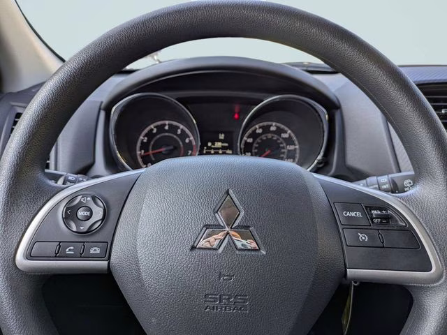 2025 Black Mitsubishi Outlander Sport 2.0 ES 4X4 SUV