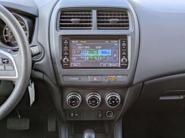 2025 Black Mitsubishi Outlander Sport 2.0 ES 4X4 SUV
