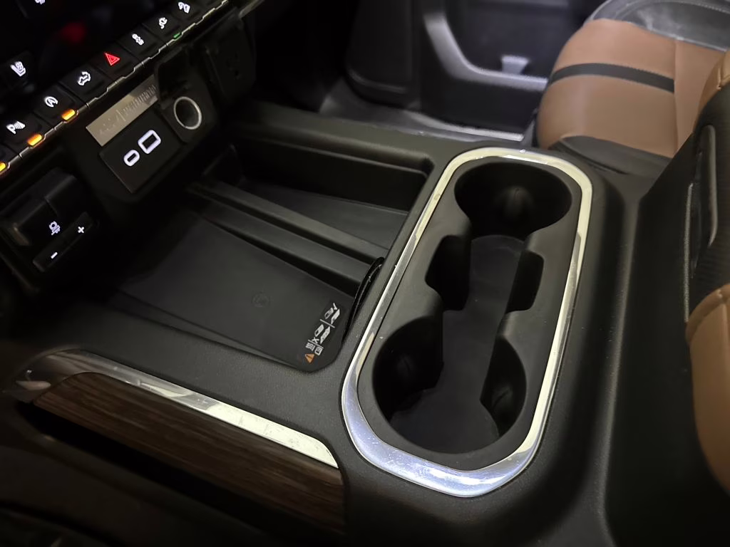 2019 Black Chevrolet Silverado 1500 High Country 4X4 Truck