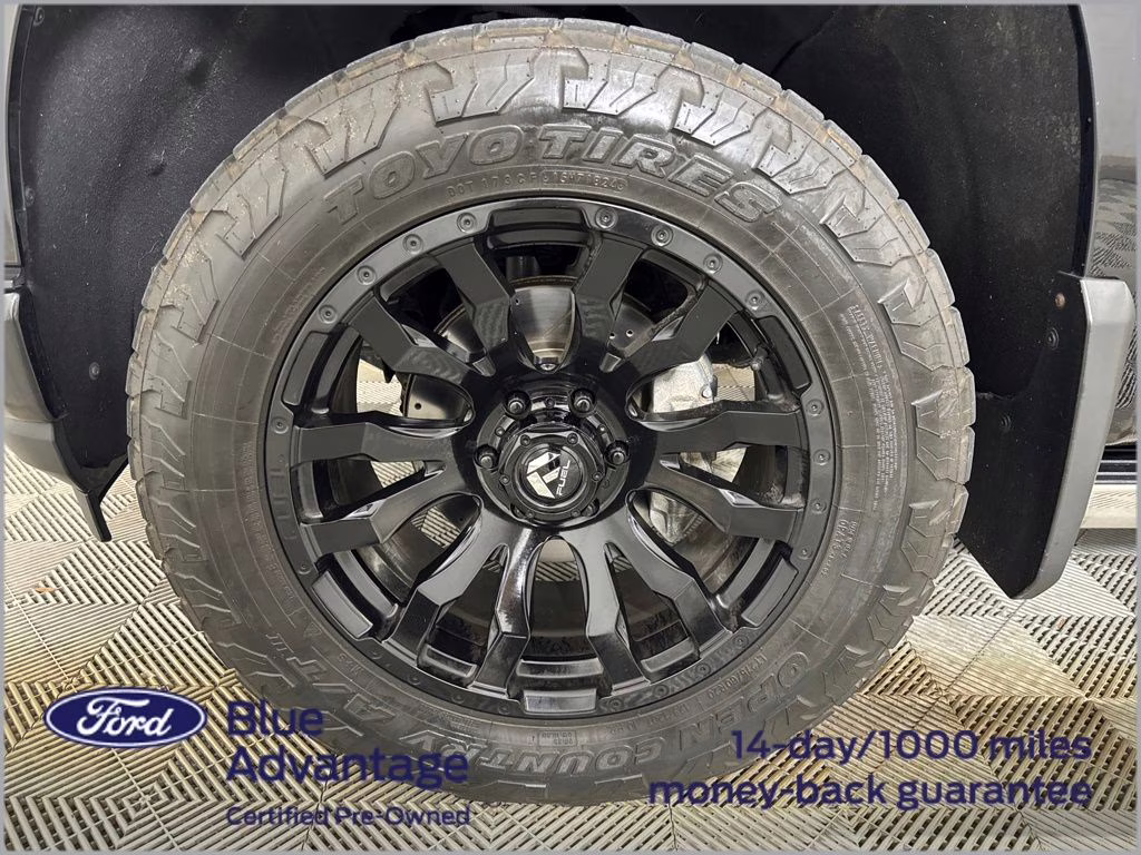 2019 Black Chevrolet Silverado 1500 High Country 4X4 Truck