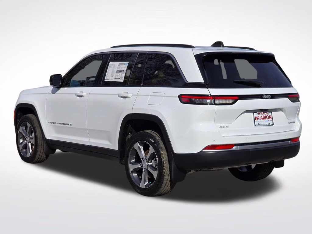 2026 Bright White Clearcoat Jeep Grand Cherokee Limited 4X4 SUV