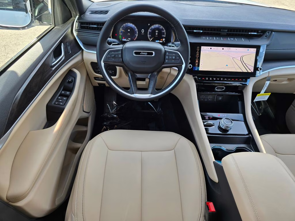 2026 Bright White Clearcoat Jeep Grand Cherokee Limited 4X4 SUV