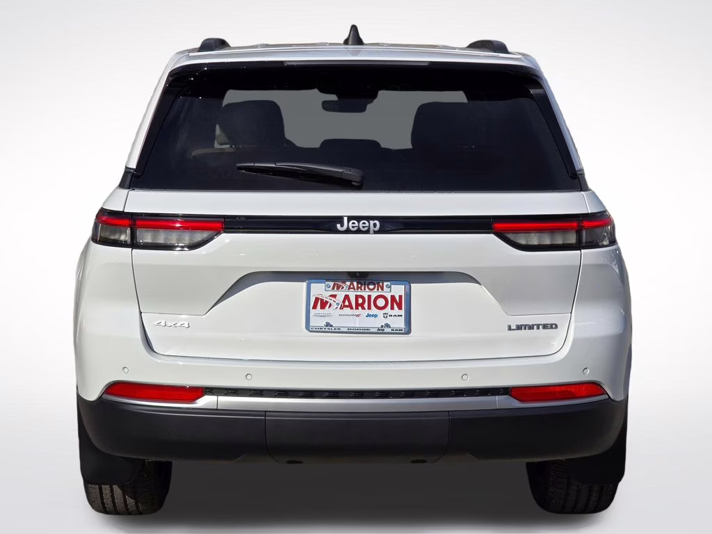 2026 Bright White Clearcoat Jeep Grand Cherokee Limited 4X4 SUV