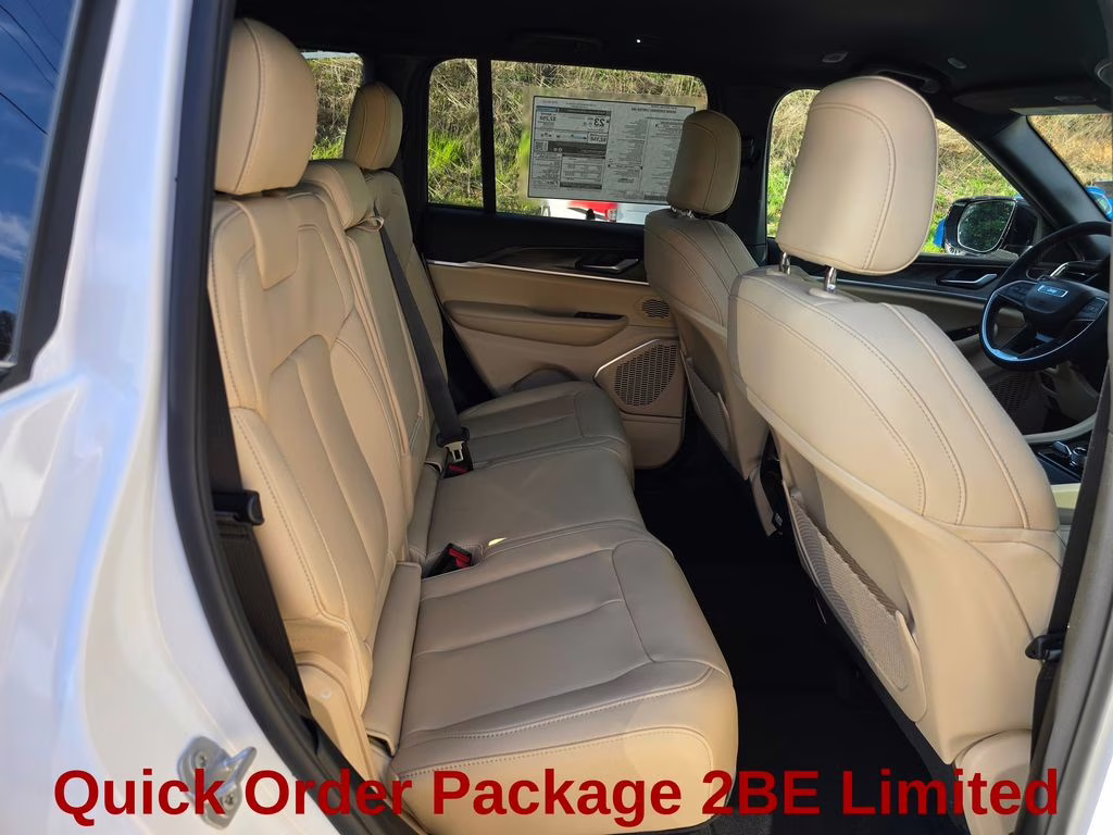 2026 Bright White Clearcoat Jeep Grand Cherokee Limited 4X4 SUV