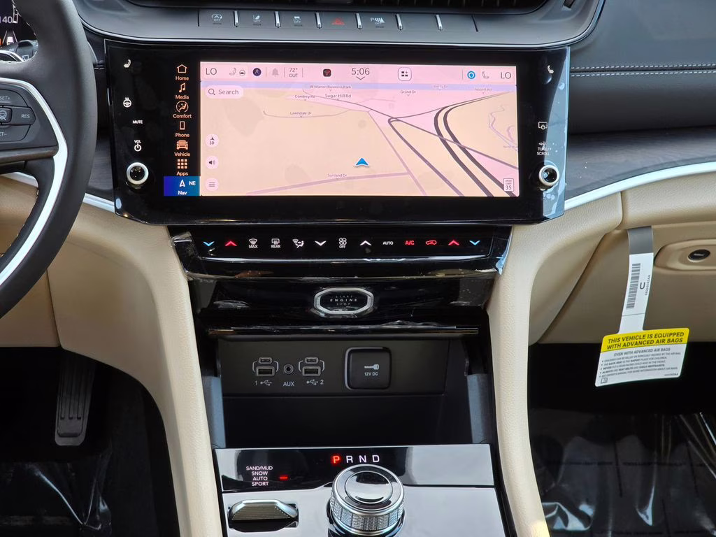 2026 Bright White Clearcoat Jeep Grand Cherokee Limited 4X4 SUV