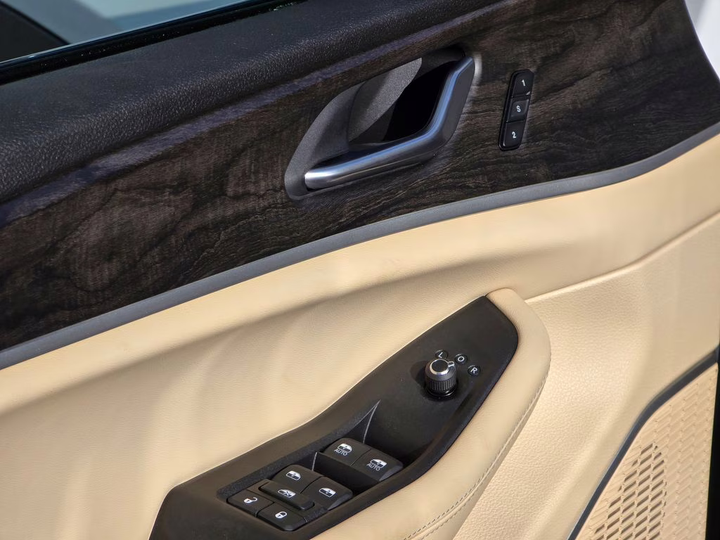 2026 Bright White Clearcoat Jeep Grand Cherokee Limited 4X4 SUV