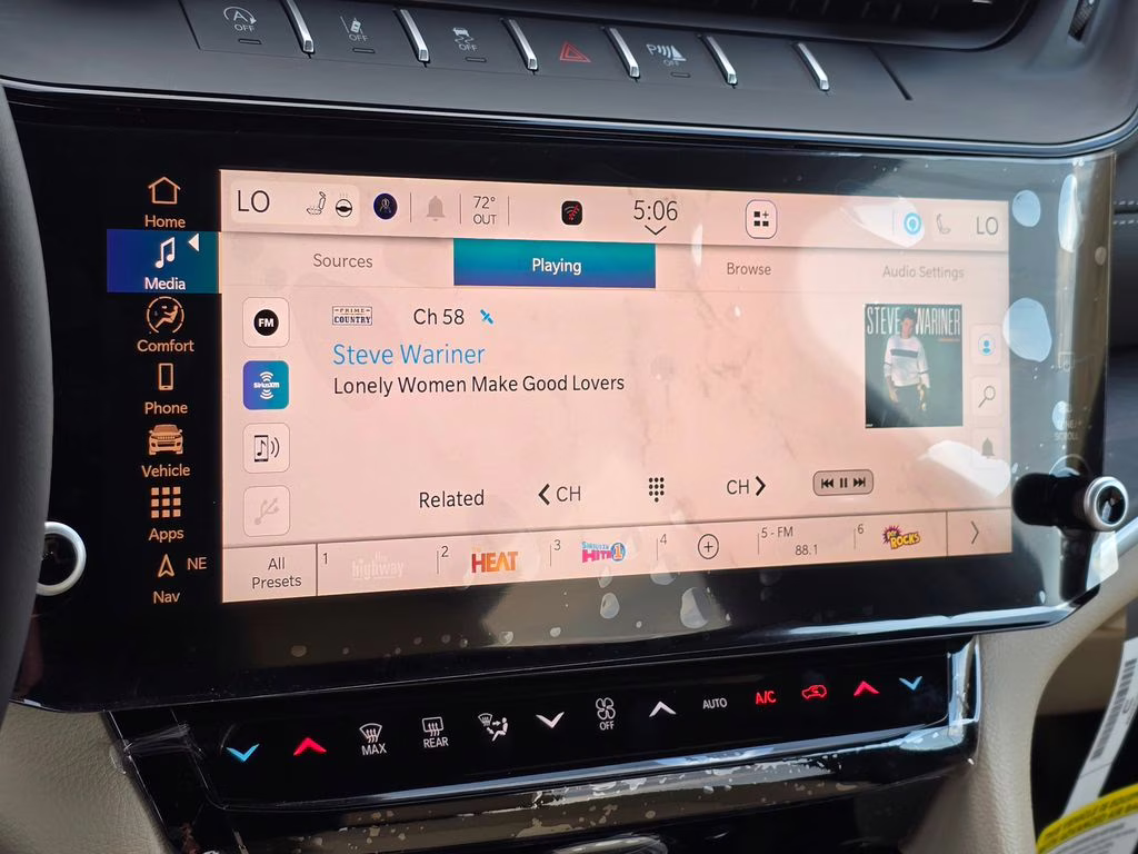 2026 Bright White Clearcoat Jeep Grand Cherokee Limited 4X4 SUV